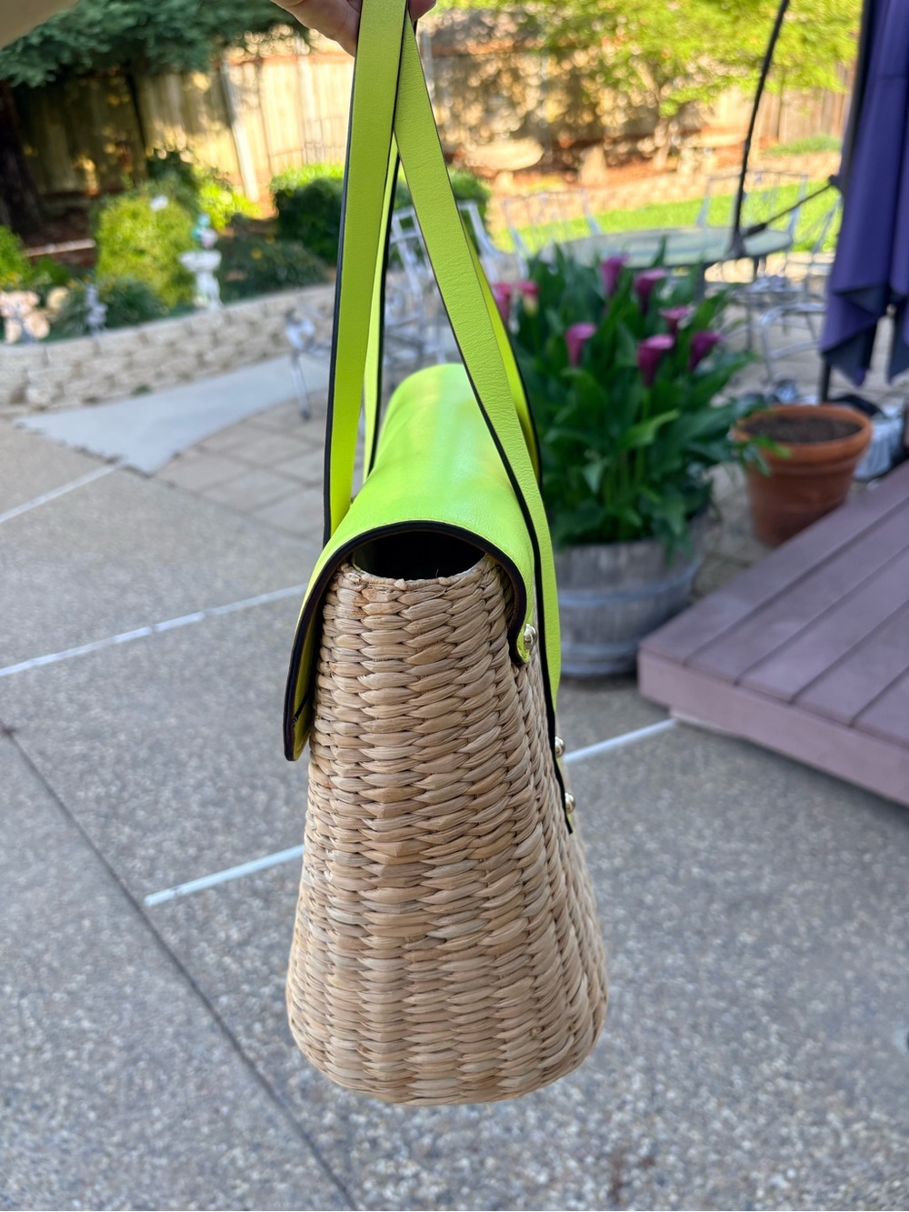 Kate Spade EUC Lime Tote Bag with Bow Accent - Picture 4 of 15